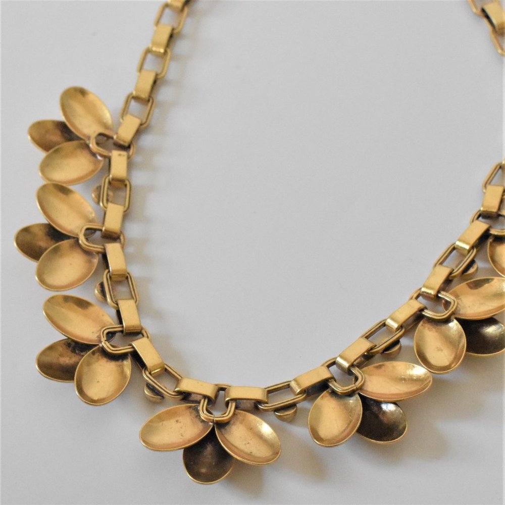 Stella & Dot Gold Statement Necklace - Picture 4 of 7
